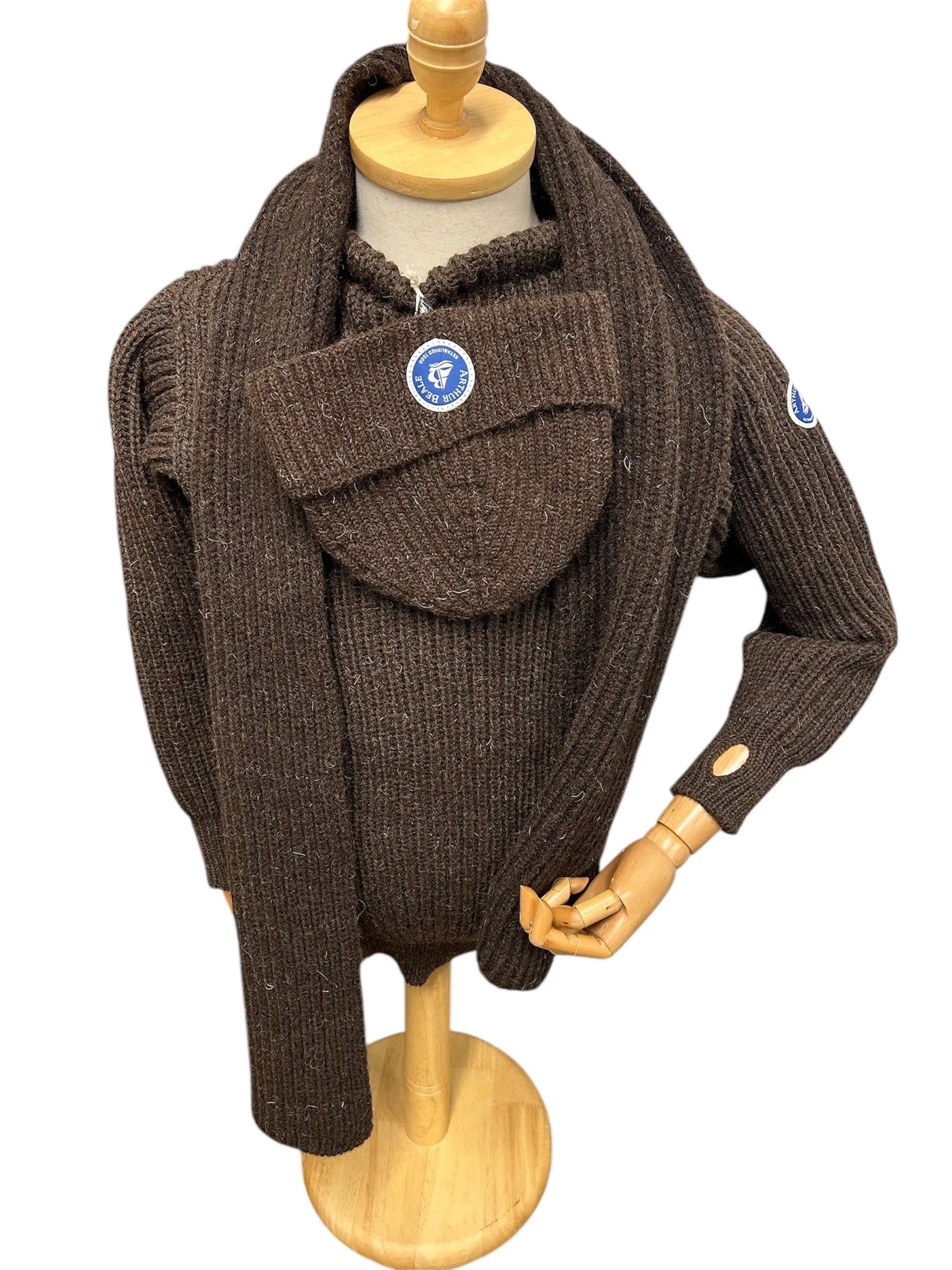 Arthur Beale woollen set: Erebus, Beanie & Scarf